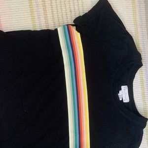 Cropped tillys shirt!